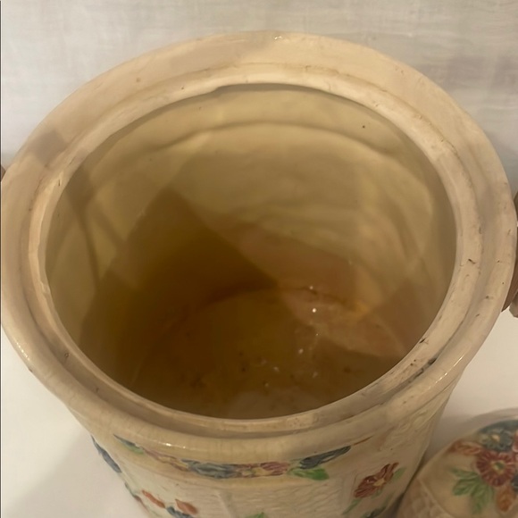 Floral Cream and Brown Ceramic Basket/cookie jar vintage - Picture 3 of 4